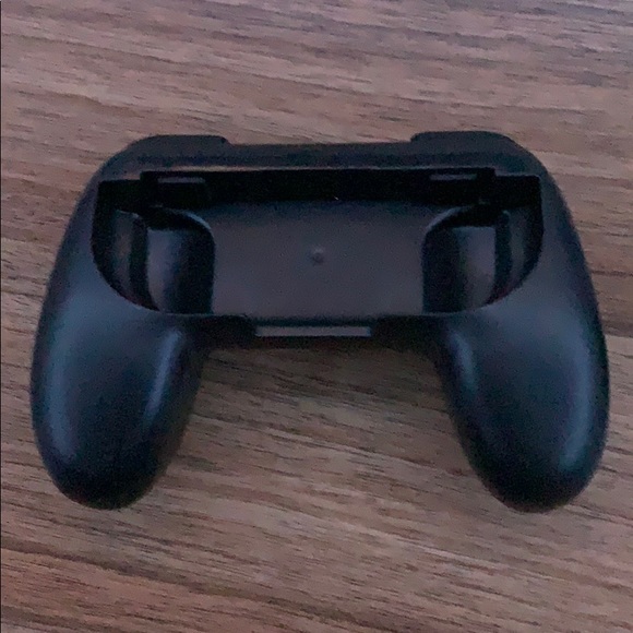 Nintendo switch controller grips - Picture 2 of 5